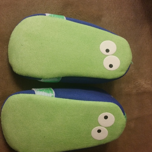 Rosie's Pope "I See You" Crib Shoe 0-3M - Picture 4 of 8